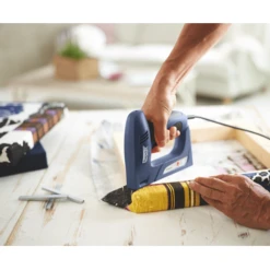 Agrafeuse Cloueuse électrique électrique Rapid ESN530 -NORTH WAYS Boutique agrafeuse2