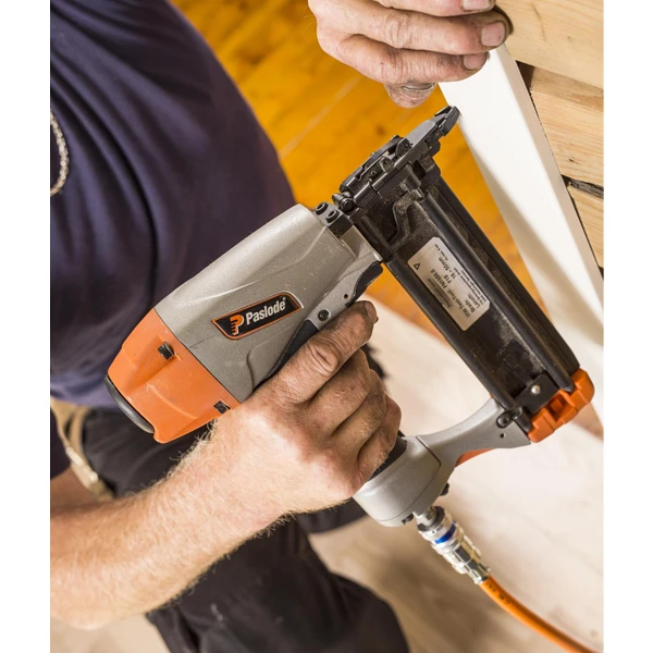 SPIT Paslode Cloueur Pneumatique De Finition Paslode FN1850.2 Séquentiel Jauge De 18 7 SPIT Paslode Cloueur Pneumatique De Finition Paslode FN1850.2 Séquentiel Jauge De 18 – Image 5